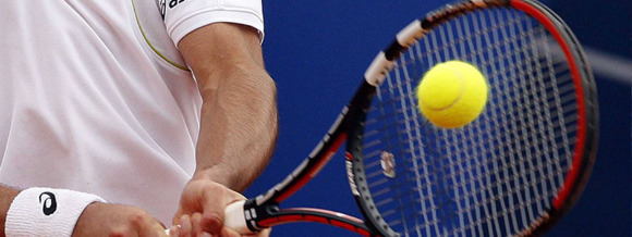 boka en TENNISRESA hösten 2026